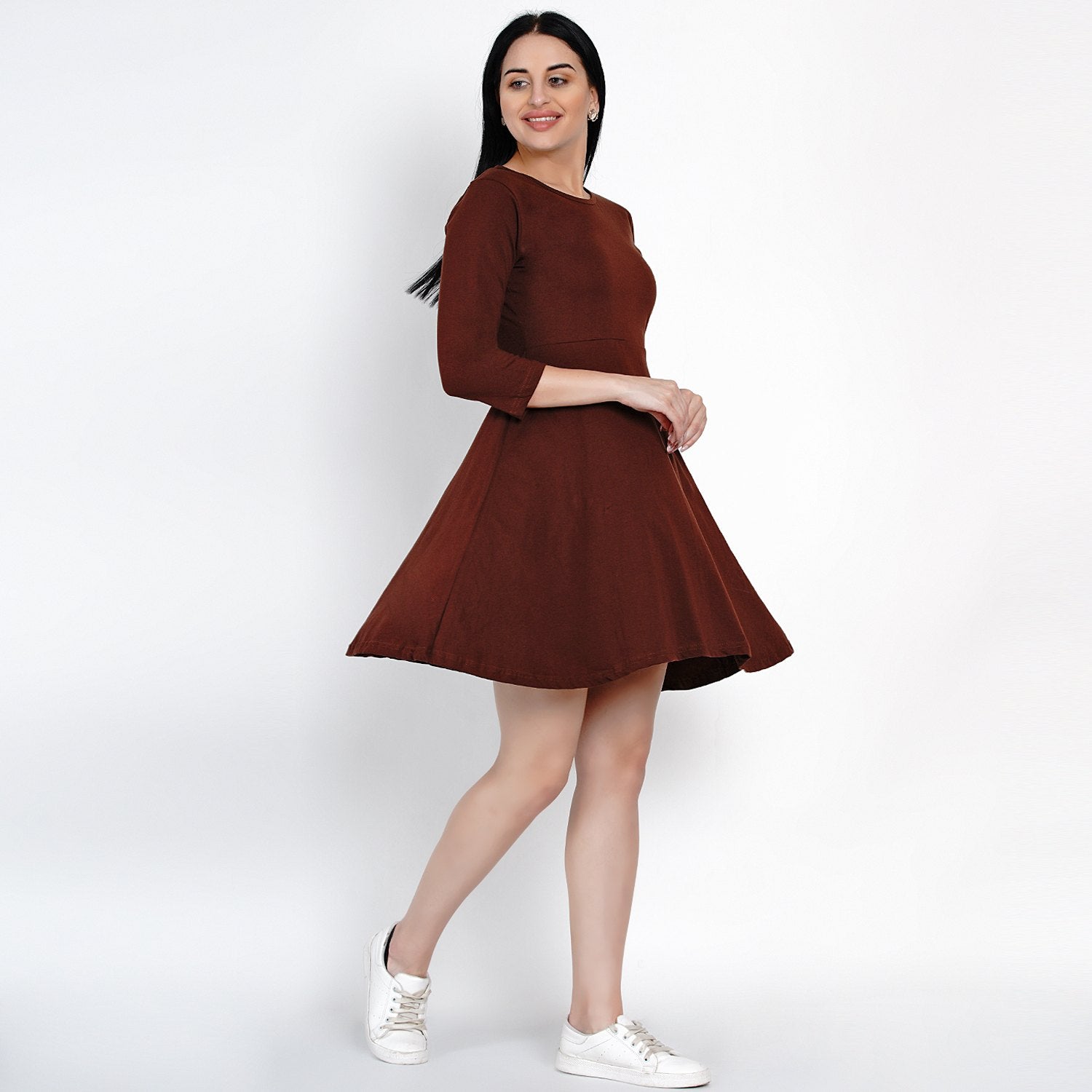 WOMEN'S COLLECTION